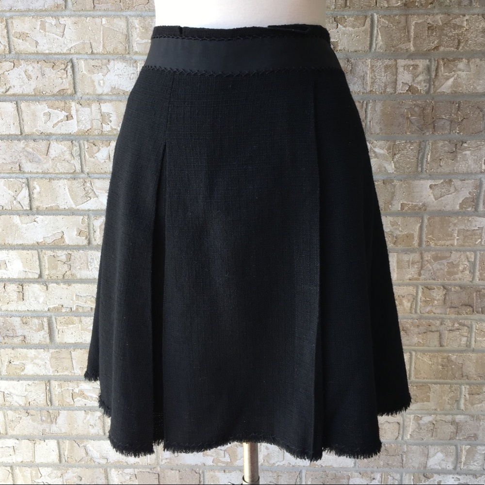 Elie Tahari Lined Skirt Size 14 🌸